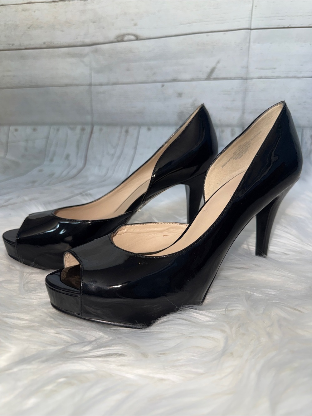 Nine West Caetlyn Black Patent Peep-Toe Platform Pumps Size 8